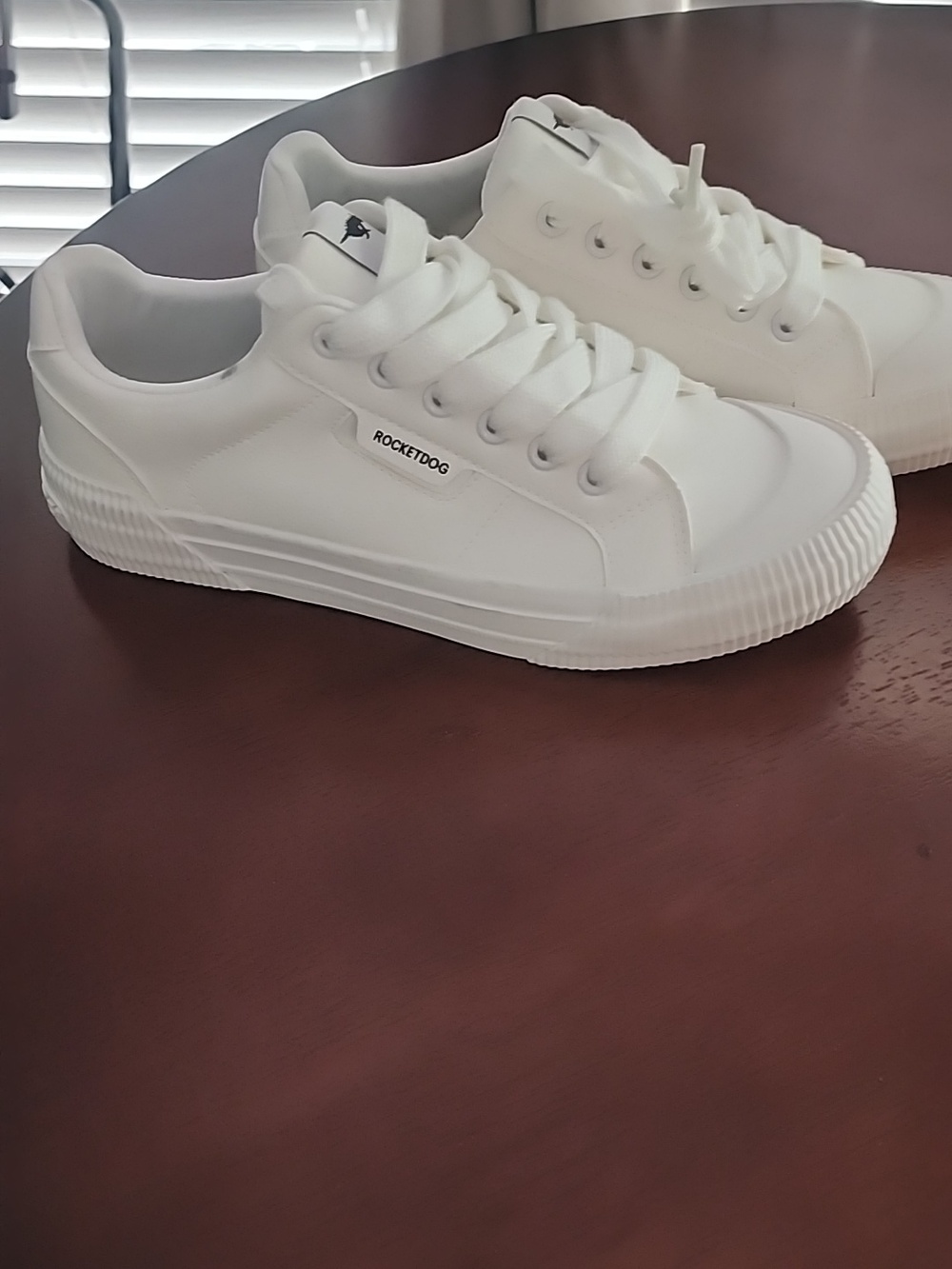 Rocket Dog White Low-Top Canvas Sneakers - Picture 4 of 4